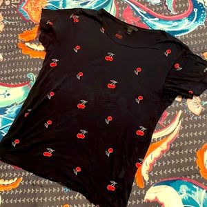 SO CUTE! Navy JCrew T-shirt, with cherries on it M 🍒🍒🍒
